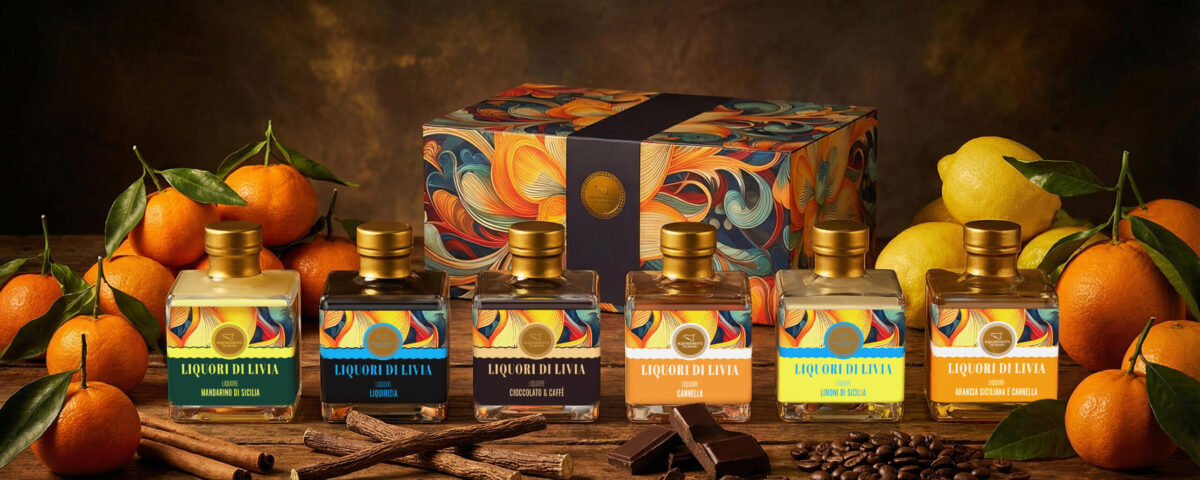 Selezione di Liquori di Livia con confezione regalo, agrumi, liquirizia, cioccolato e caffè